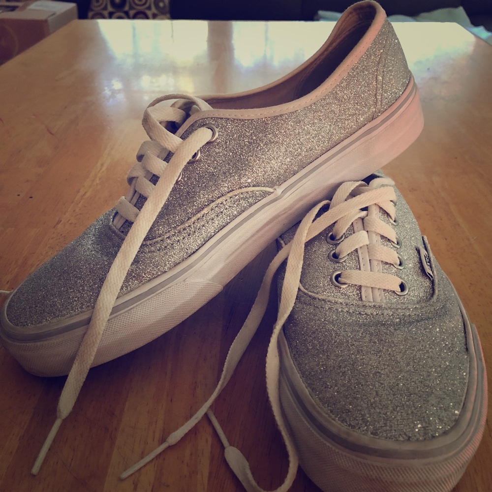 Van’s silver flats